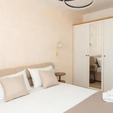 Urban Retreat Carpatilor Apartment